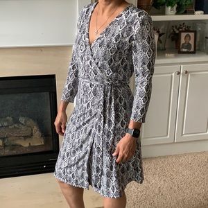 Super Soft MNG Basics Snakeskin Print Wrap Dress, 8